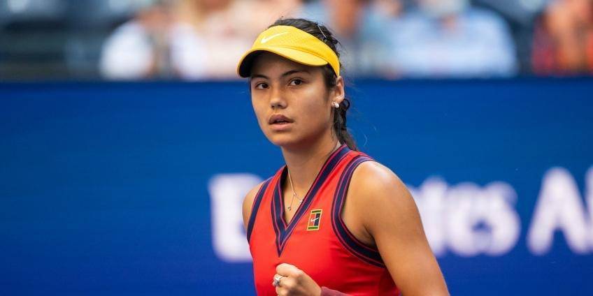 尔私交甚笃 尔私交甚笃