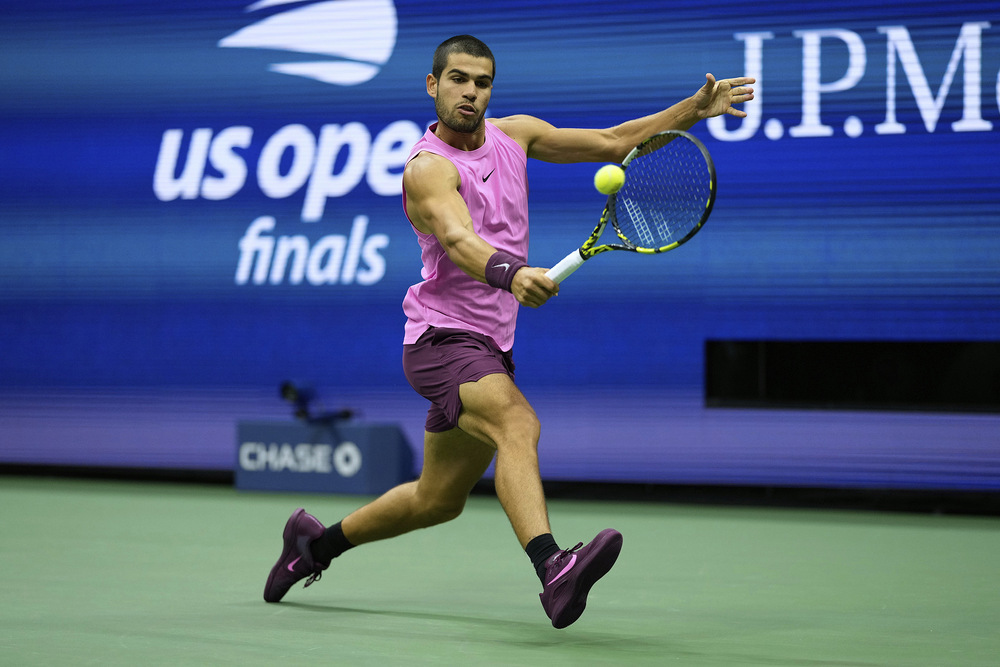 球员在中场 球员在中场