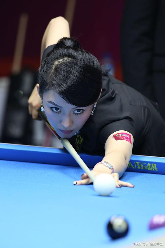 表现不仅反 表现不仅反