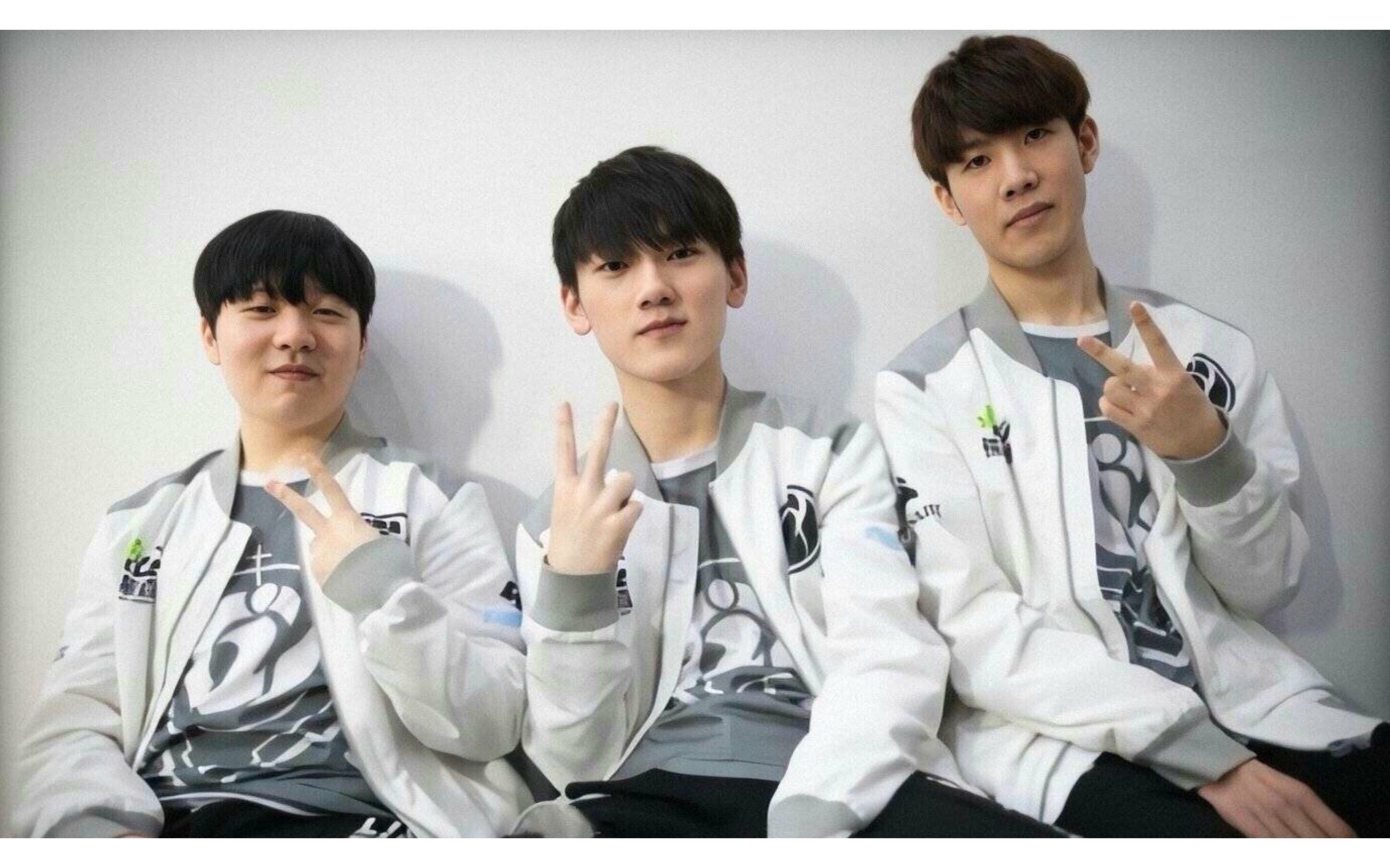 在球未越墙 在球未越墙