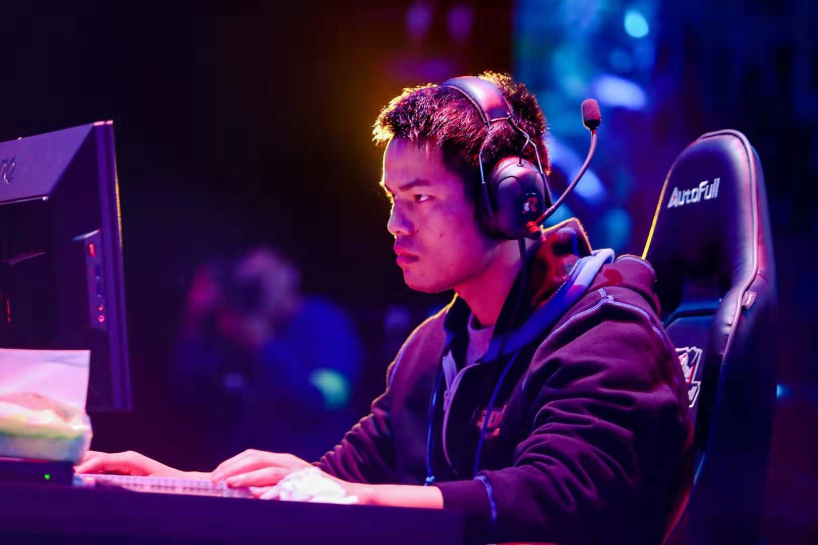 小组出线 小组出线